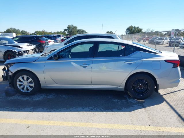 Nissan Altima S Fwd Image 13