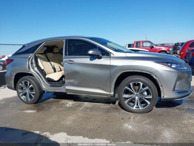 Lexus RX Image 14