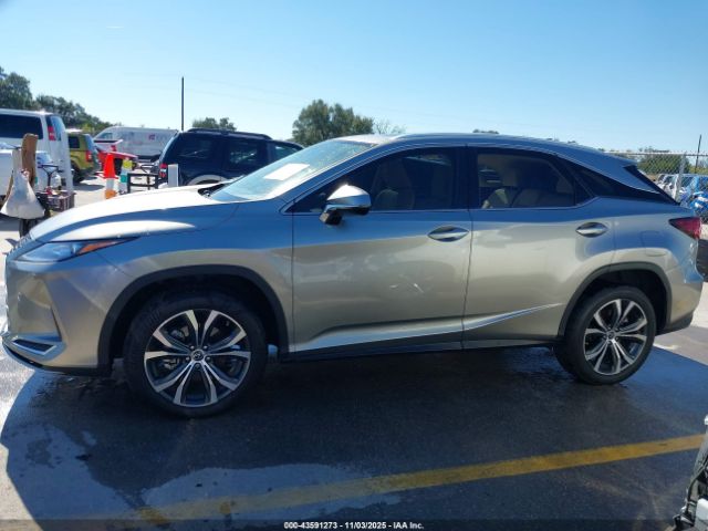 Lexus RX Image 13