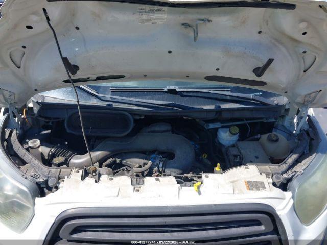 Ford Transit Image 8