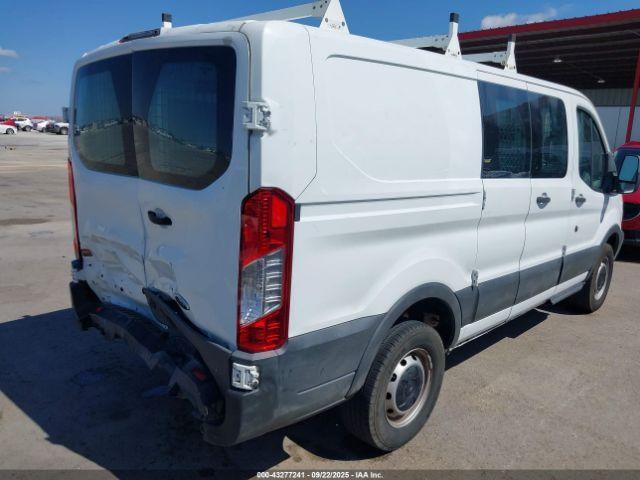 Ford Transit Image 14