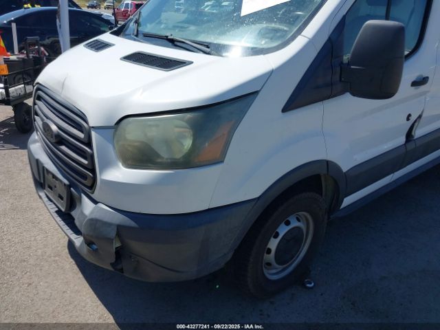 Ford Transit Image 20