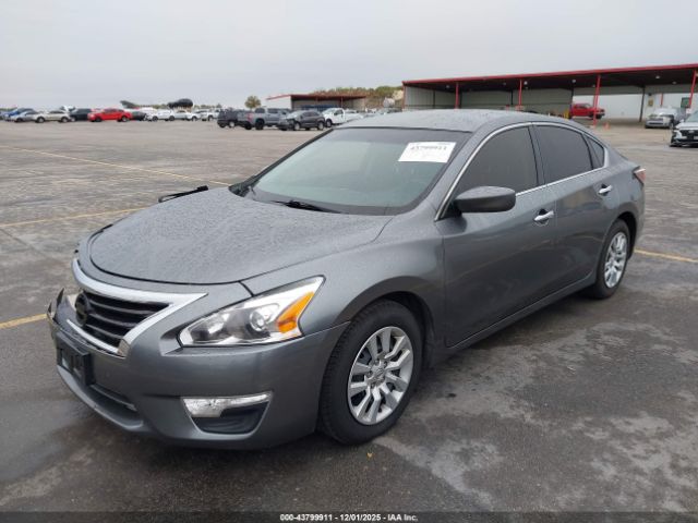 Nissan Altima Image 5