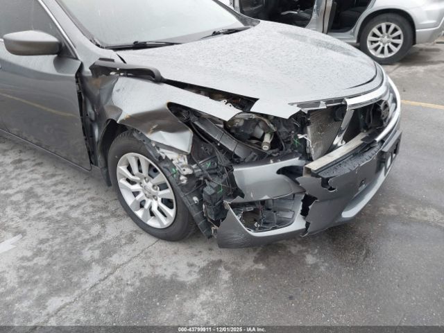 Nissan Altima Image 7