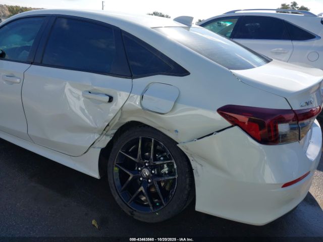 Honda Civic Sport Image 4