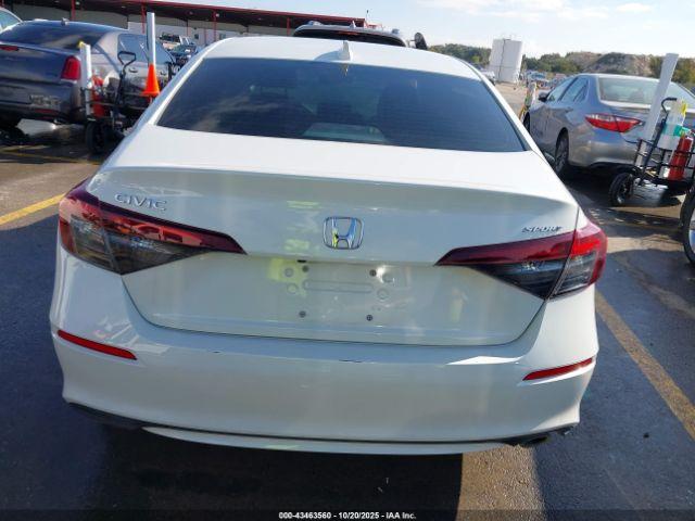 Honda Civic Sport Image 12