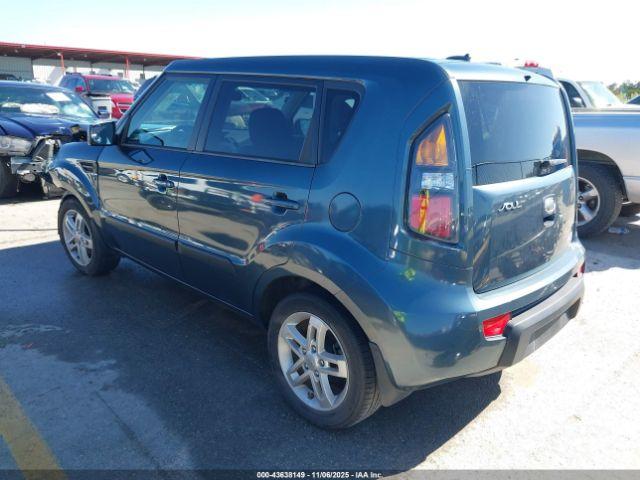 Kia Soul + Image 6