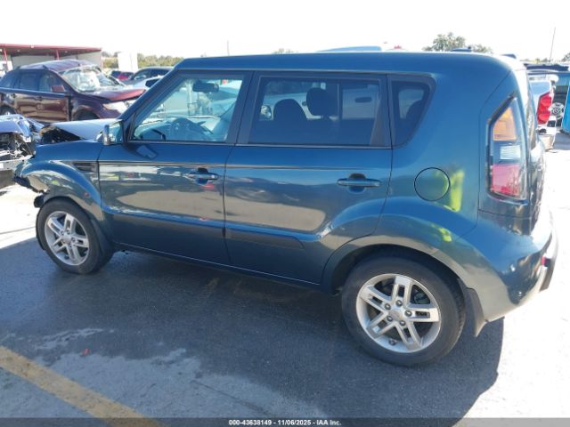 Kia Soul + Image 13