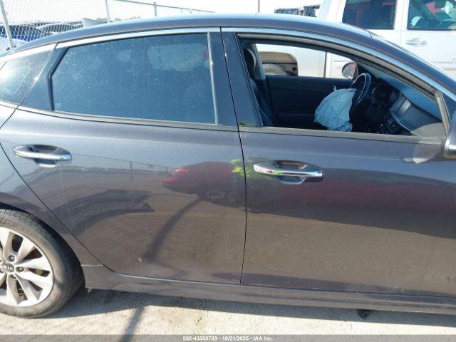 Kia Optima Ex Image 10