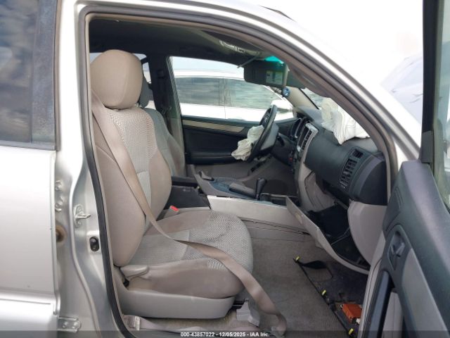 Toyota 4Runner Sr5 V6 Image 3