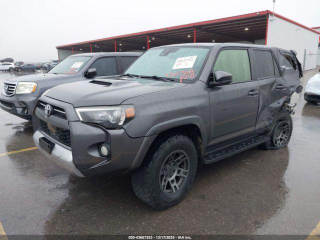Toyota 4Runner Trd Off Road Image 2