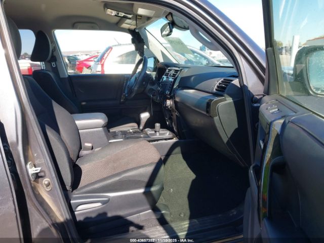 Toyota 4Runner Trd Off Road Image 7