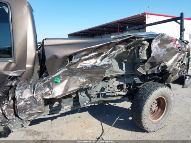 Ford F-350 Lariat Image 5