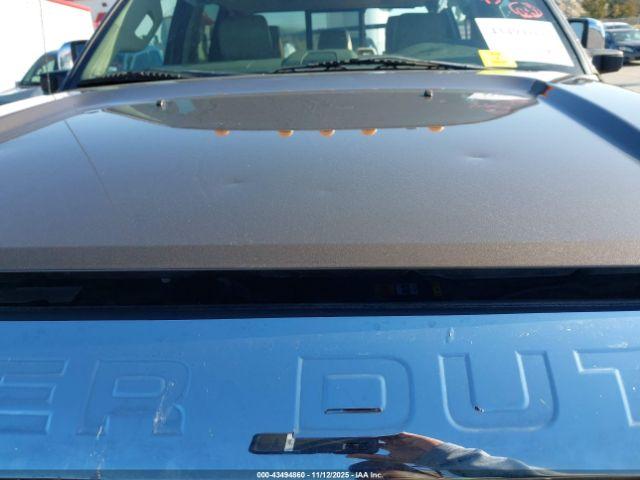 Ford F-350 Lariat Image 6