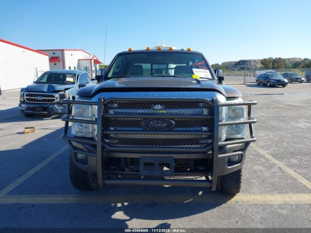 Ford F-350 Lariat Image 18