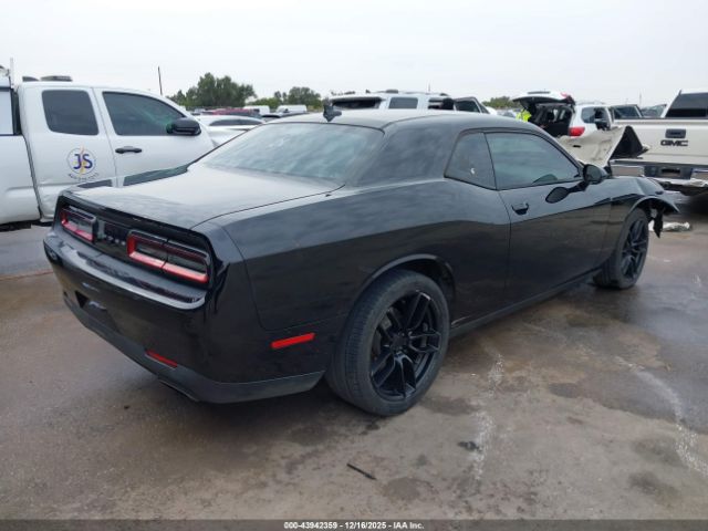 Dodge Challenger Sxt Image 11