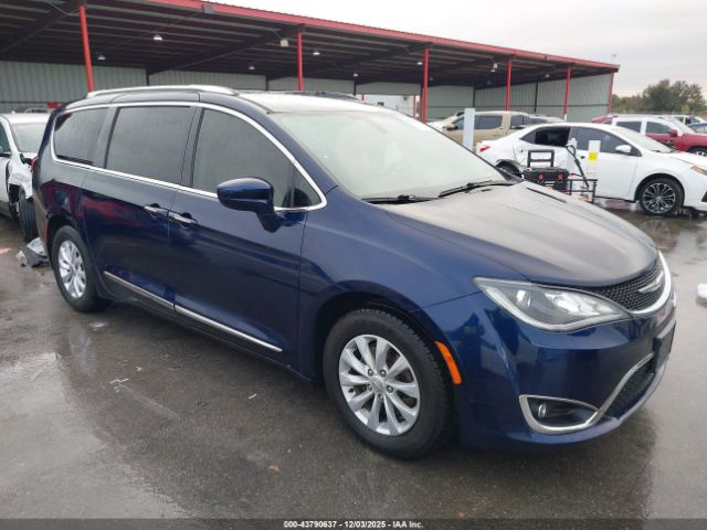 Chrysler Pacifica Touring L Plus Image 1