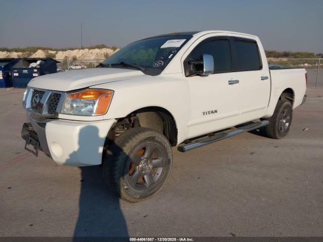 Nissan Titan Se Image 4