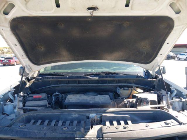 Chevrolet Silverado 1500 Rst Image 11