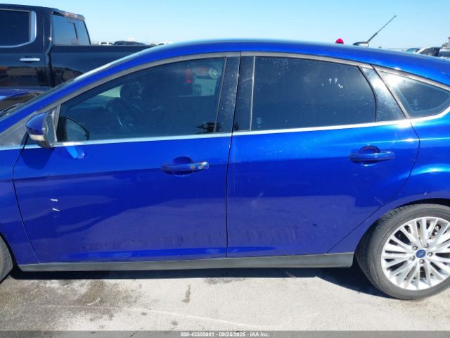 Ford Focus Titanium Image 12