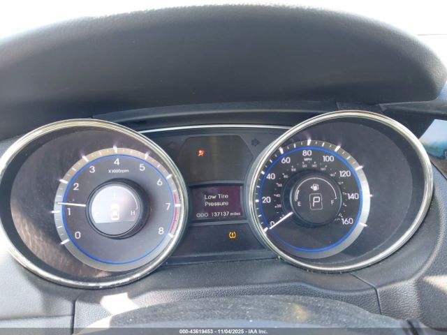 Hyundai SONATA Limited Image 12