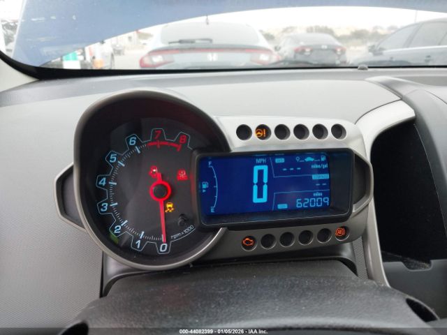 Chevrolet Sonic Ls Auto Image 9