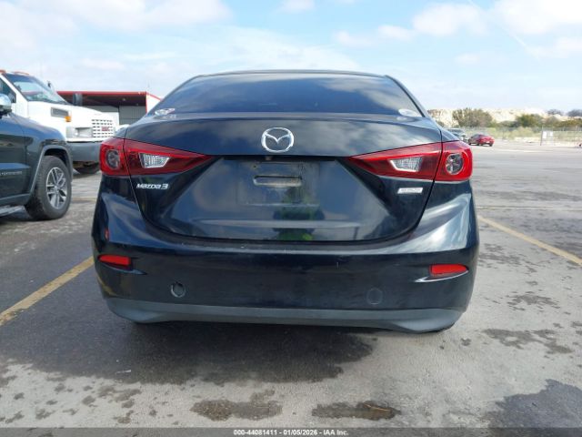 Mazda Mazda3 Touring Image 3