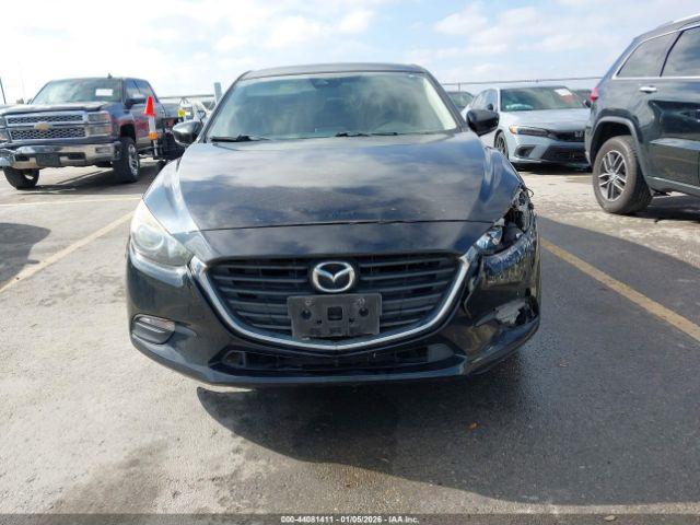 Mazda Mazda3 Touring Image 14