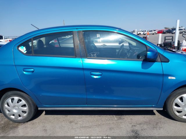 Mitsubishi Mirage Es Image 2