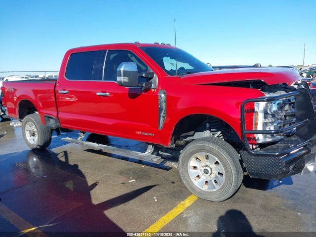 Ford F-250 Lariat Image 12