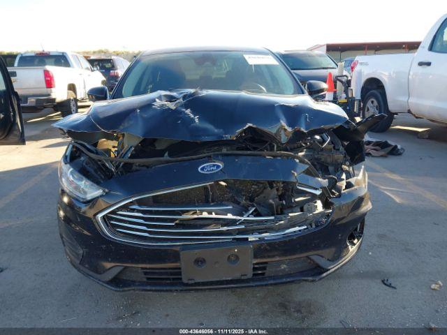 Ford Fusion Se Image 16