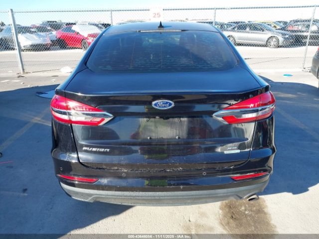 Ford Fusion Se Image 2