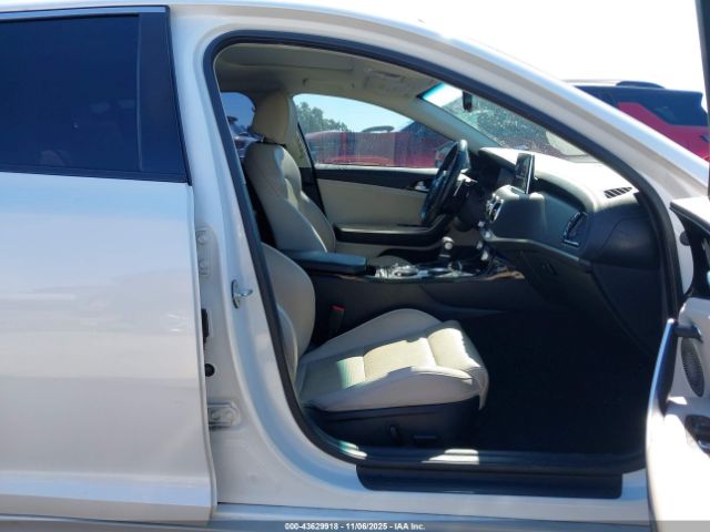 Kia Stinger Premium Image 8