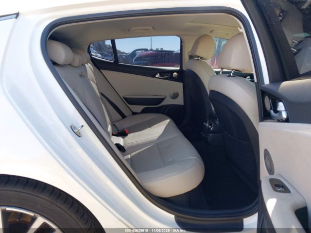 Kia Stinger Premium Image 11