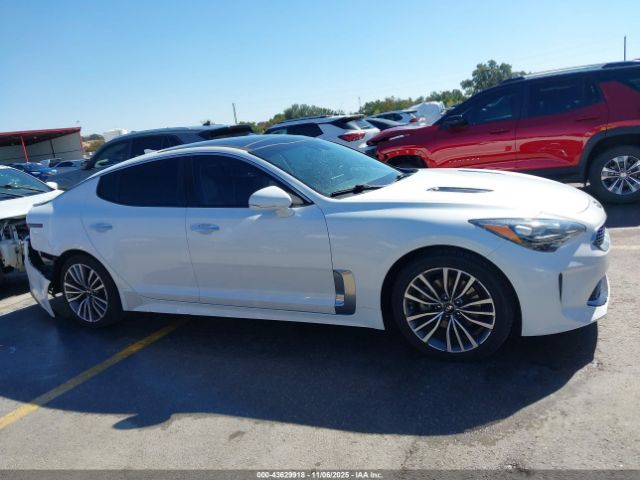 Kia Stinger Premium Image 15