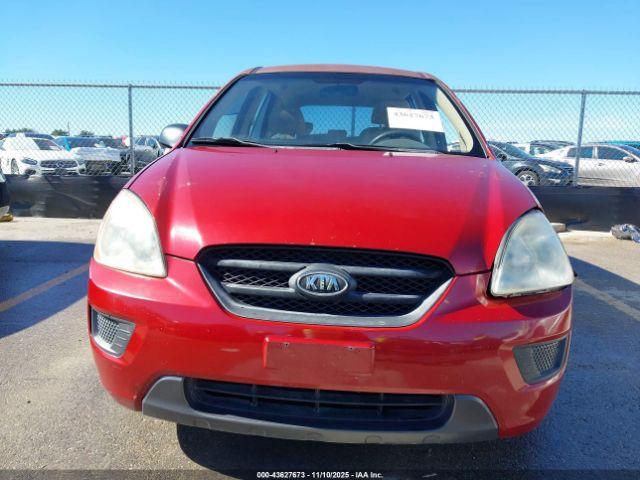 Kia Rondo Lx Base Image 13