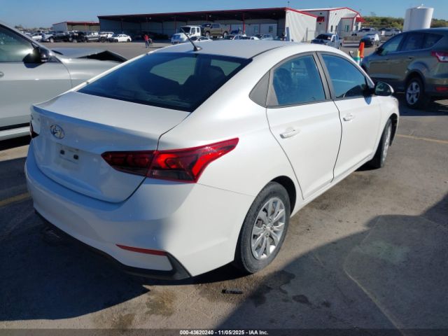 Hyundai ACCENT Se Image 3