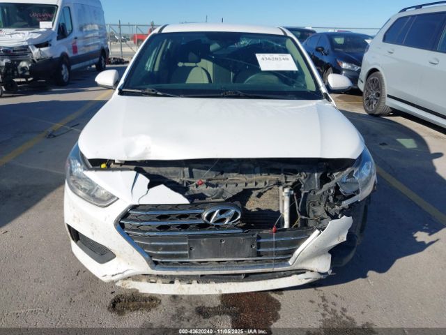 Hyundai ACCENT Se Image 11