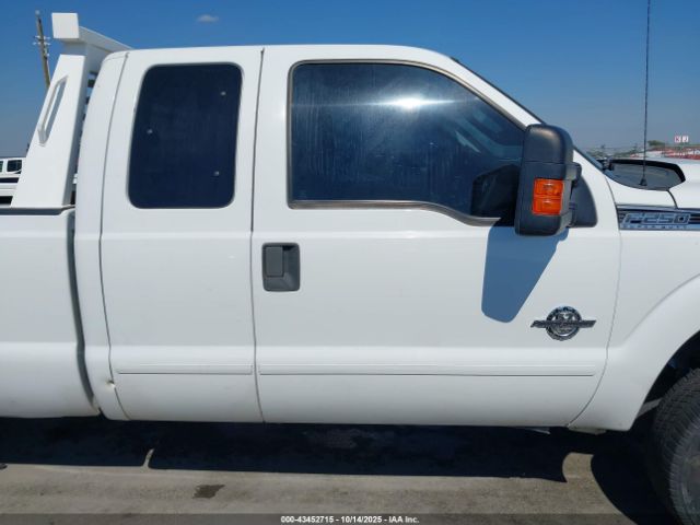 Ford F-250 Xlt Image 12