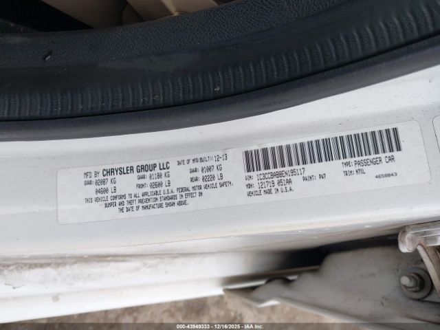 Chrysler 200 Lx Image 4