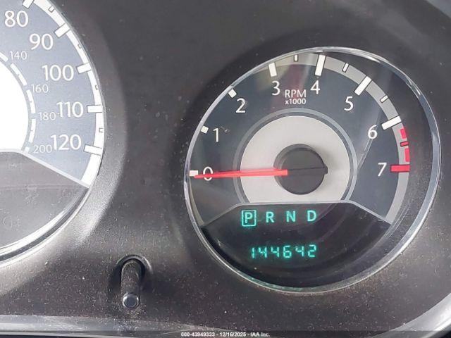 Chrysler 200 Lx Image 5