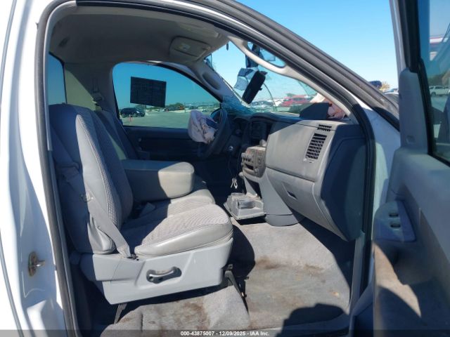 Dodge Ram 1500 St Image 4