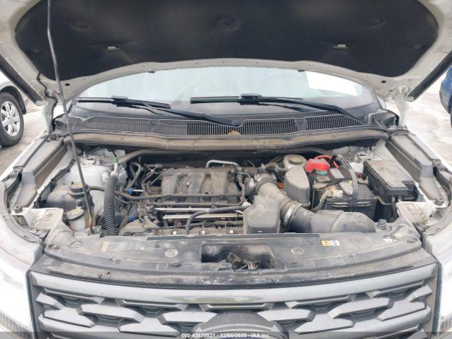 Ford Explorer Xlt Image 14