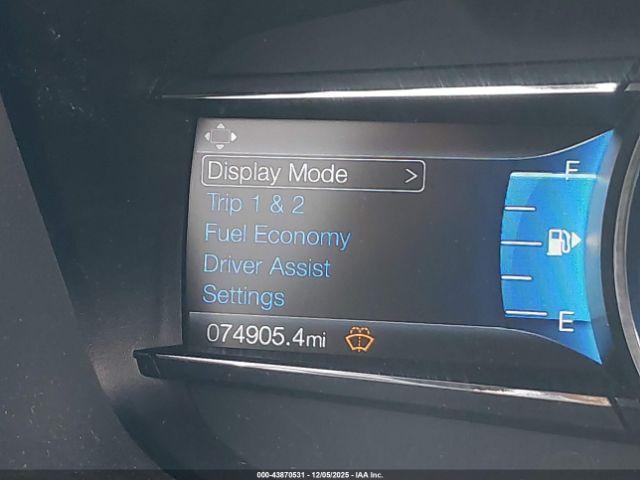 Ford Explorer Xlt Image 11