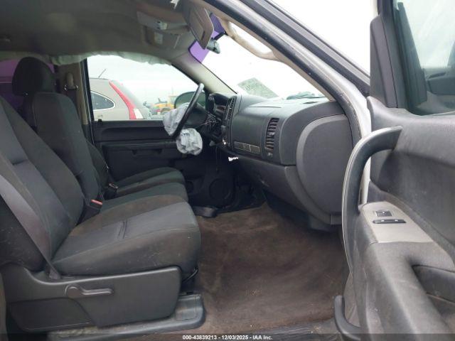 Chevrolet Silverado 1500 Lt Image 14