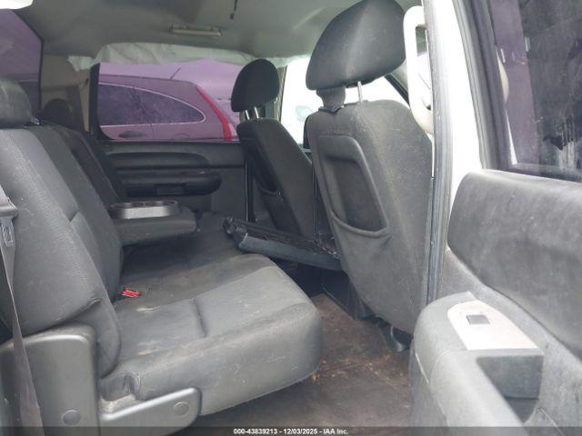 Chevrolet Silverado 1500 Lt Image 12