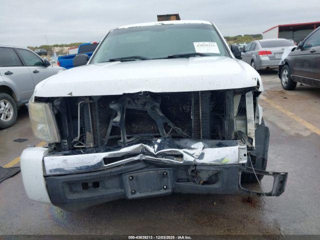 Chevrolet Silverado 1500 Lt Image 16