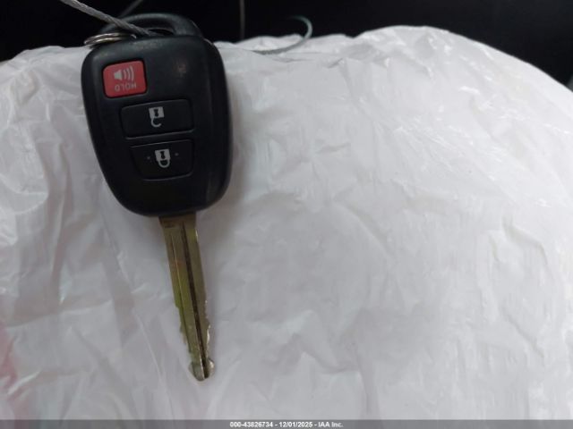 Toyota Highlander Le Image 10