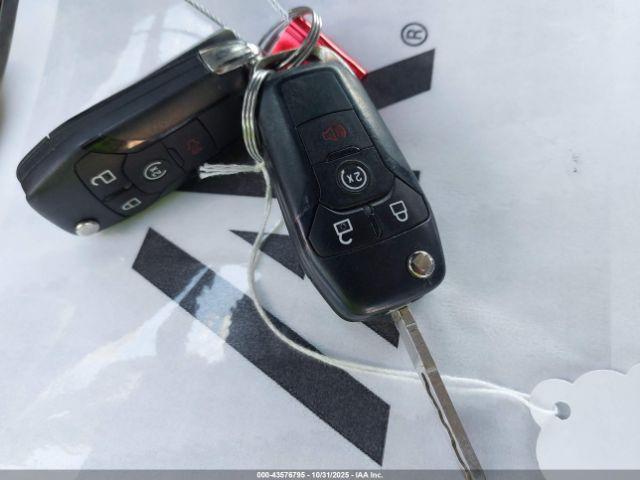 Ford F-150 Xlt Image 14