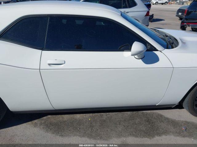 Dodge Challenger Gt Image 4